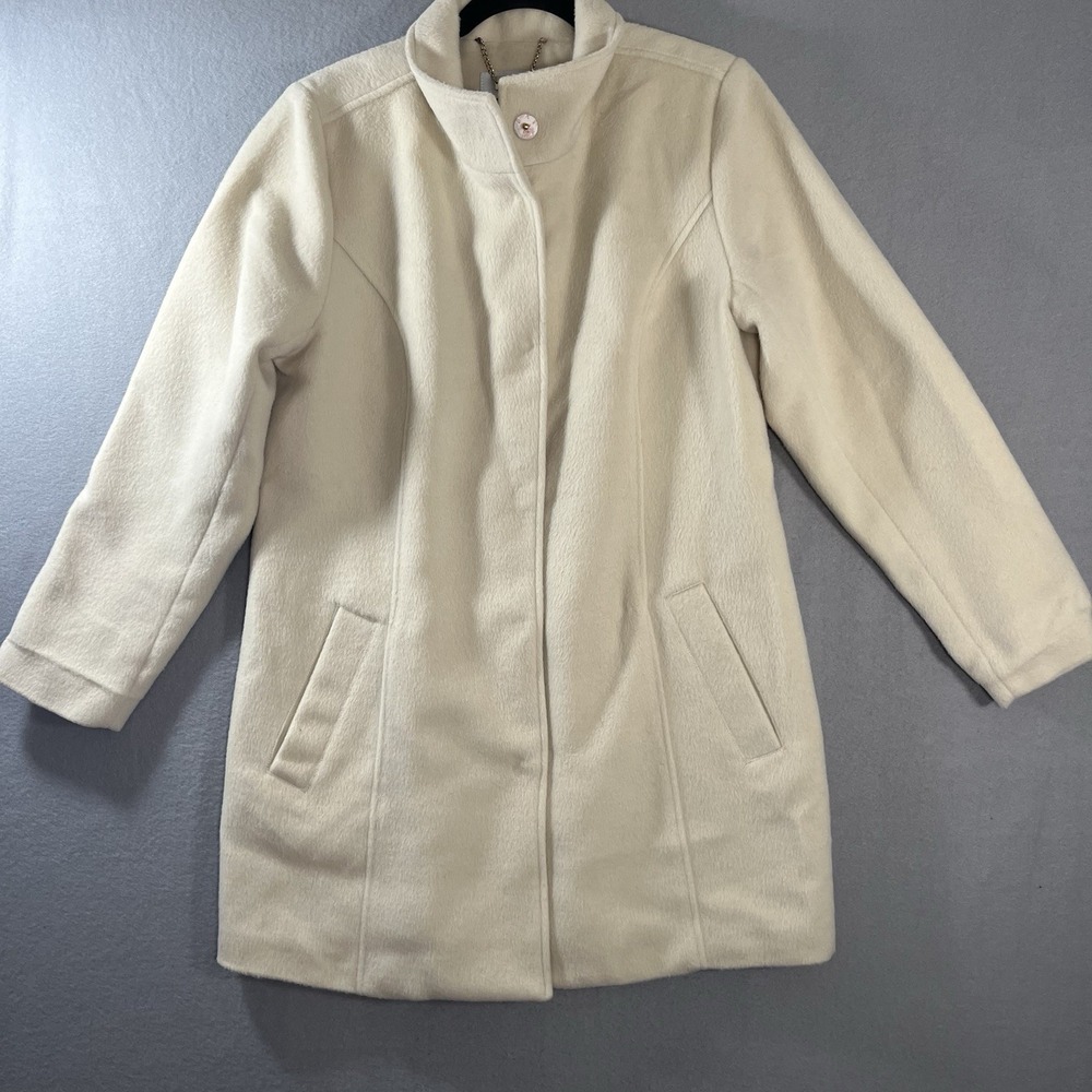 Isaac Mizrahi Live! Faux Alpaca Coat with Collar Linen Cream Size‎ 10 Women
